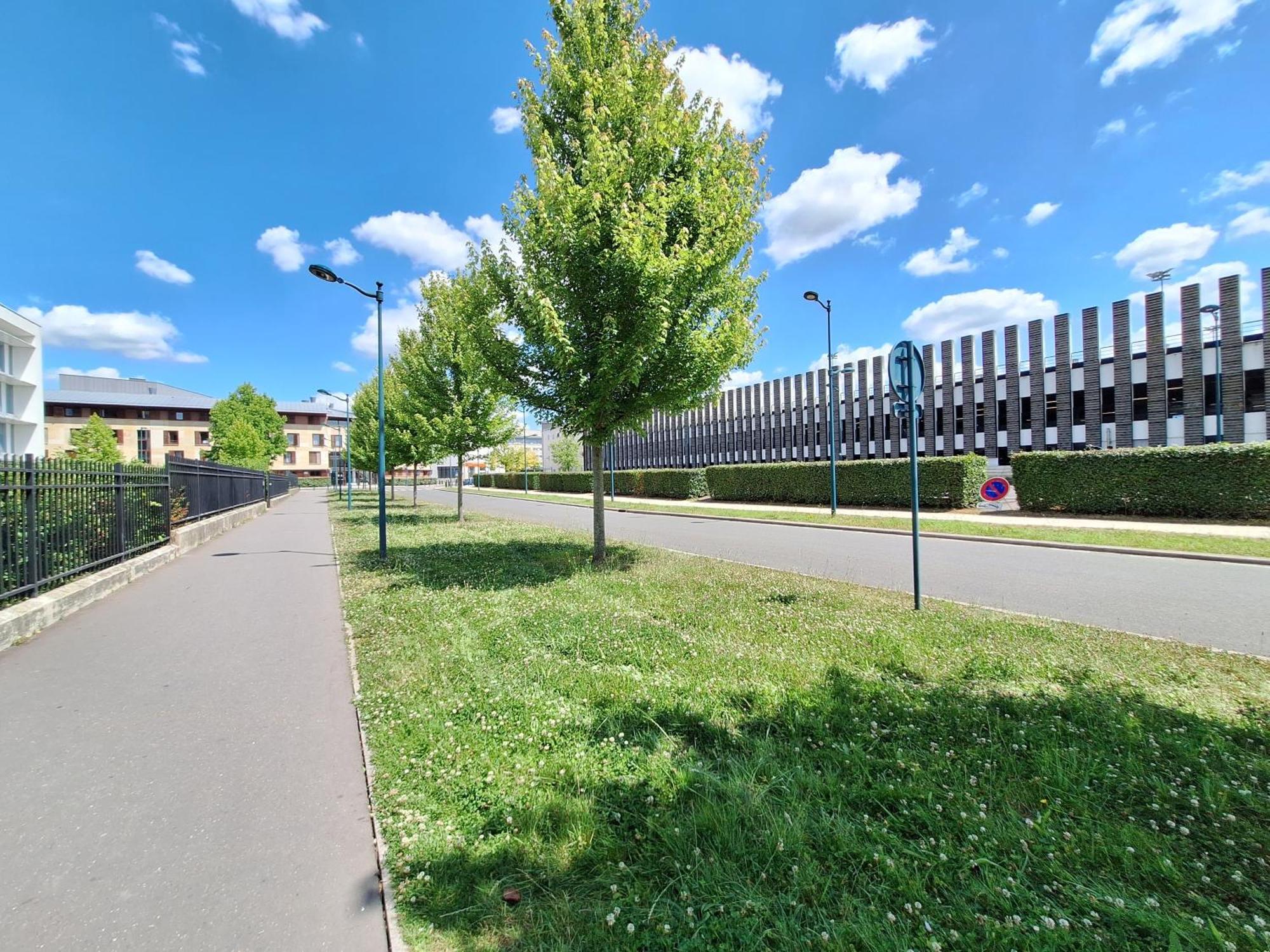 Studio Alpha - 2Min By Train To Disneyland Or 20Min Walk - 5Min Walk To "Val D'Europe" Station Montévrain Eksteriør billede