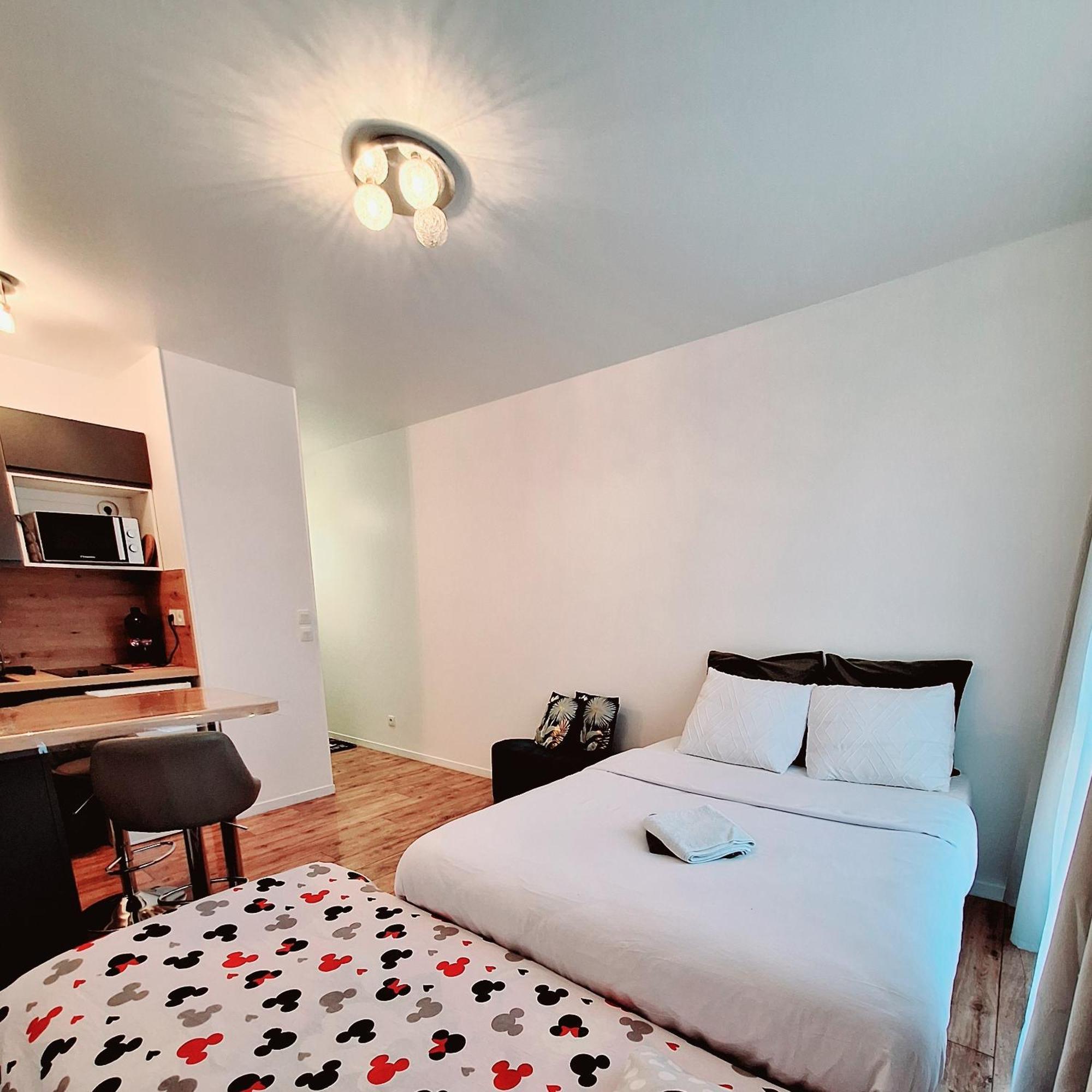 Studio Alpha - 2Min By Train To Disneyland Or 20Min Walk - 5Min Walk To "Val D'Europe" Station Montévrain Eksteriør billede