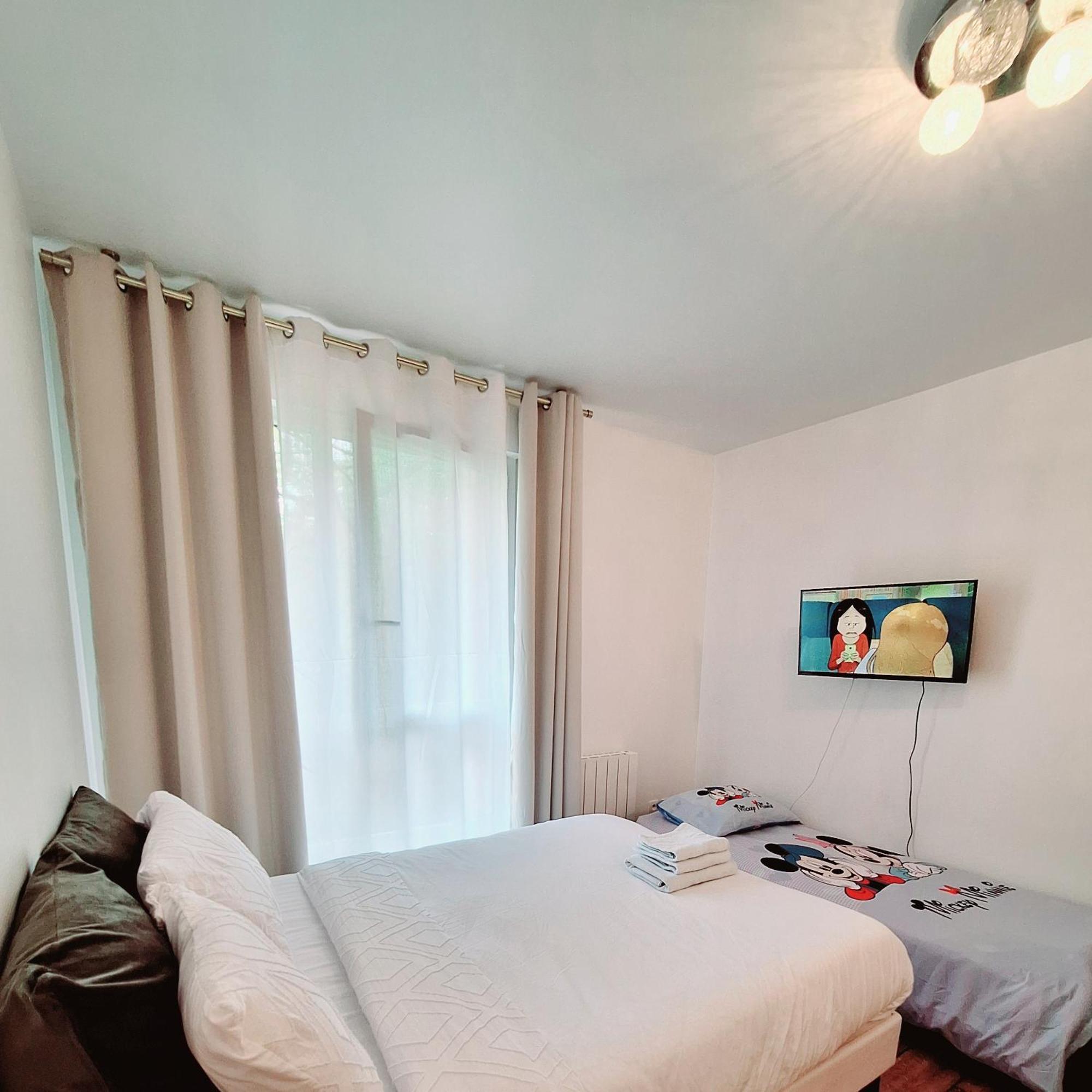 Studio Alpha - 2Min By Train To Disneyland Or 20Min Walk - 5Min Walk To "Val D'Europe" Station Montévrain Eksteriør billede