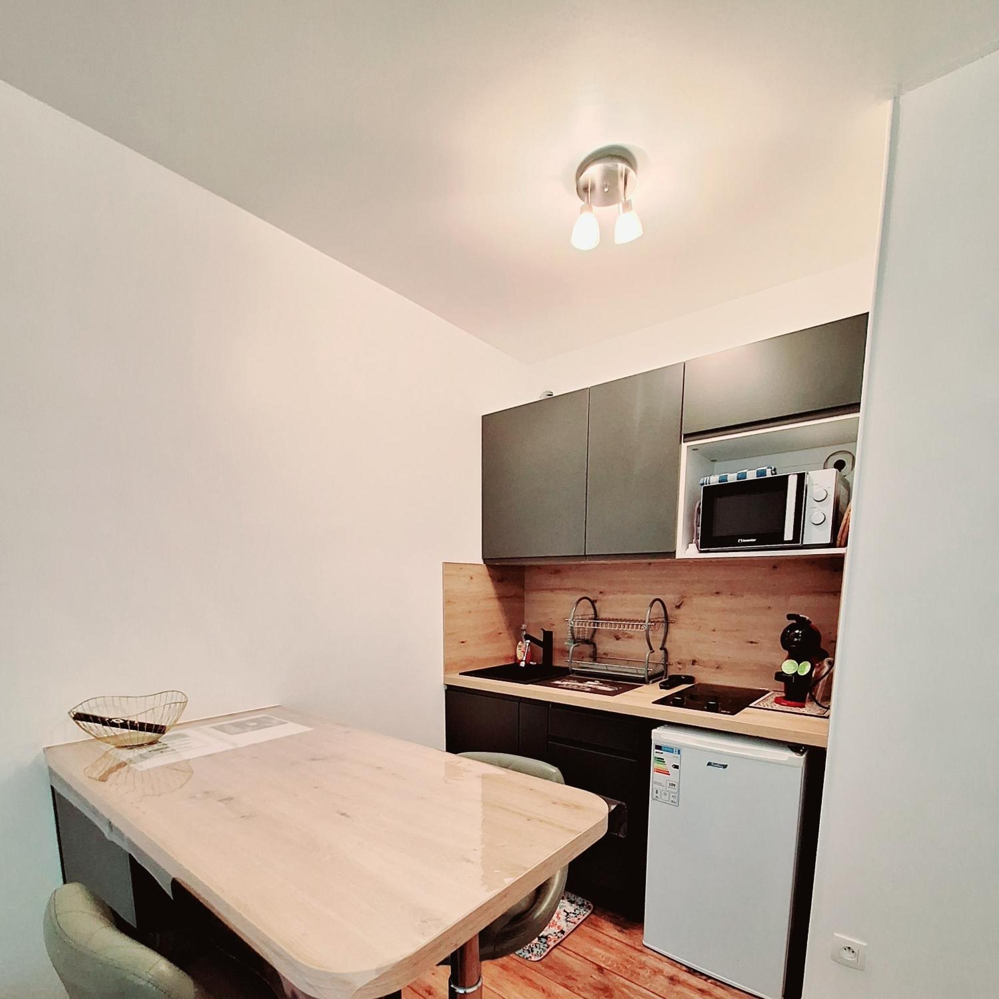 Studio Alpha - 2Min By Train To Disneyland Or 20Min Walk - 5Min Walk To "Val D'Europe" Station Montévrain Eksteriør billede
